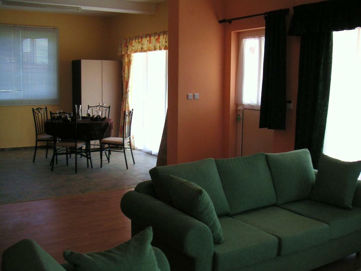 Sunny Villa Bŭlgarevo Dış mekan fotoğraf